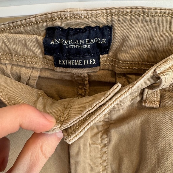 American Eagle Outfitters Tan Chinos Classic Style (Original Fit) Size 32/32 - Picture 3 of 7